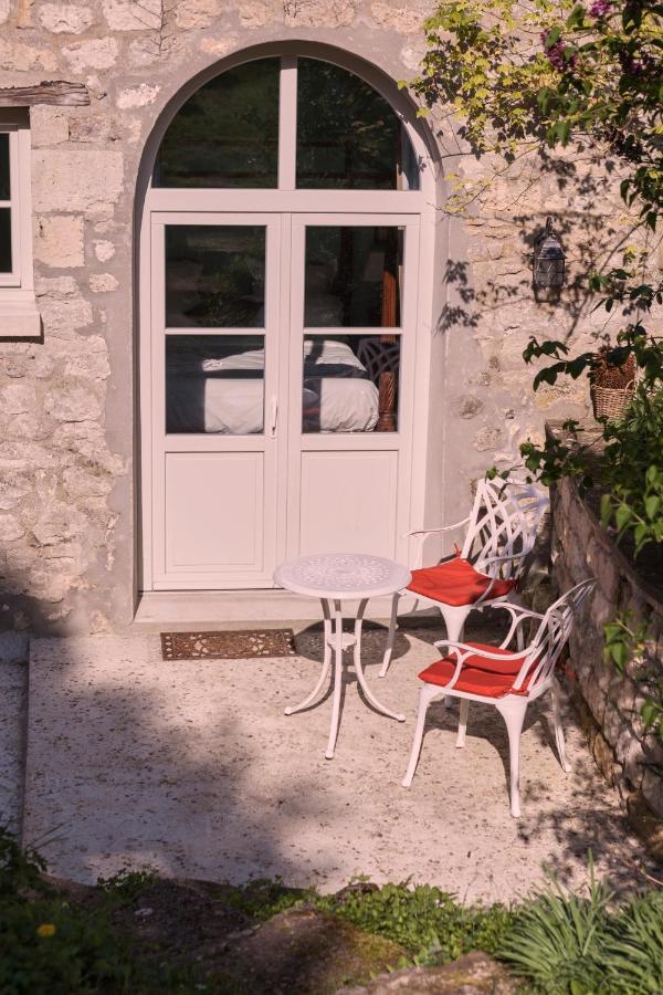 Valmondois Chez Jules Et Leonie Bed & Breakfast エクステリア 写真