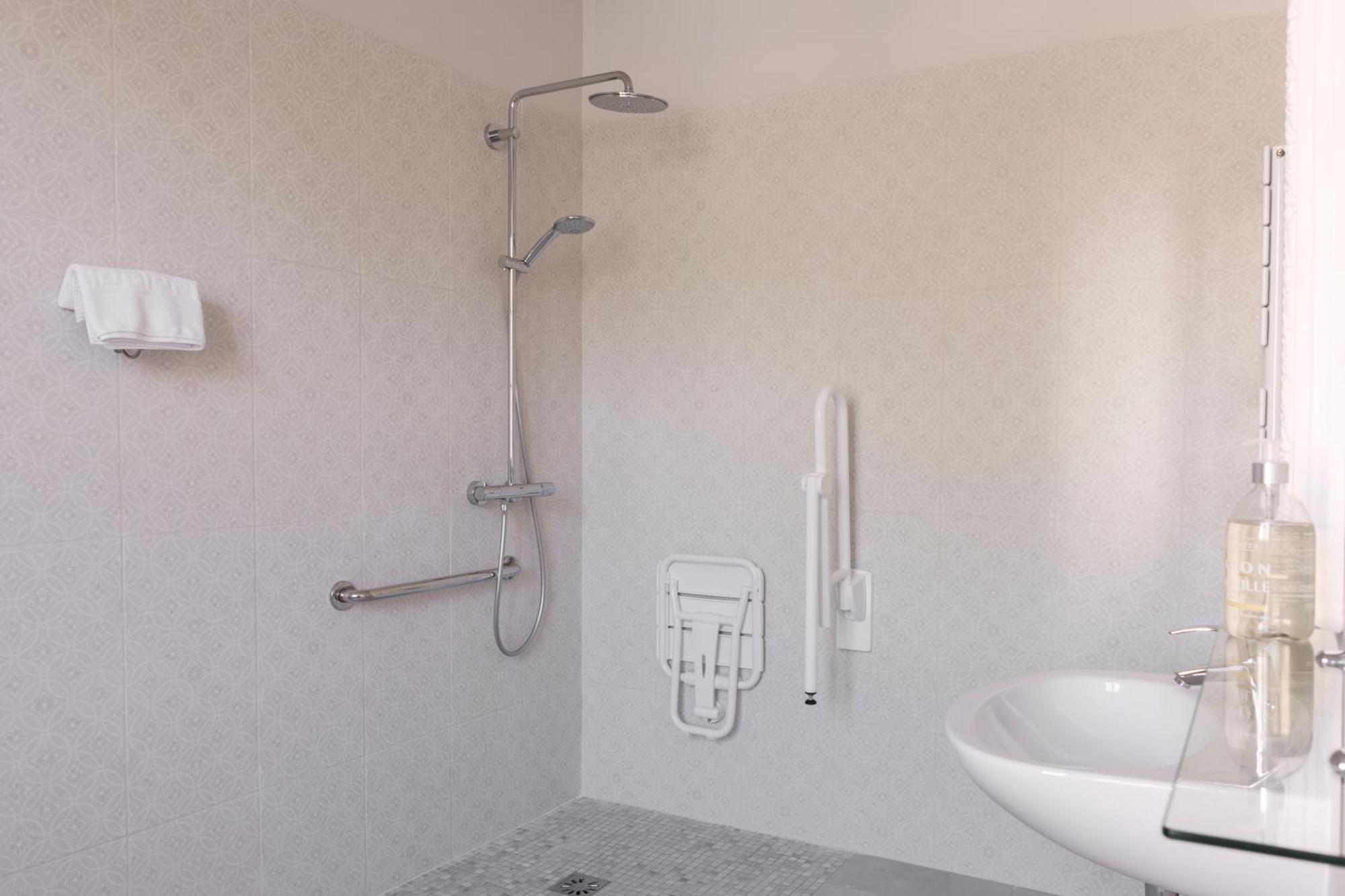 Valmondois Chez Jules Et Leonie Bed & Breakfast エクステリア 写真
